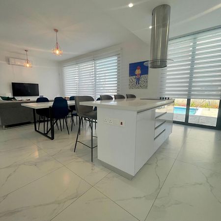 By The Beach Villa Natalya Πρωταράς Εξωτερικό φωτογραφία